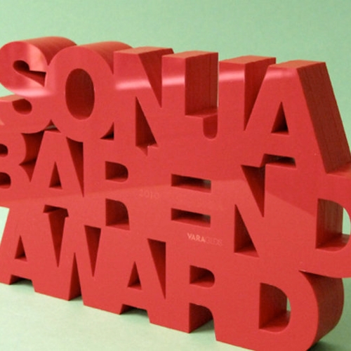 Kefah Allush wint Sonja Barend Award 2019